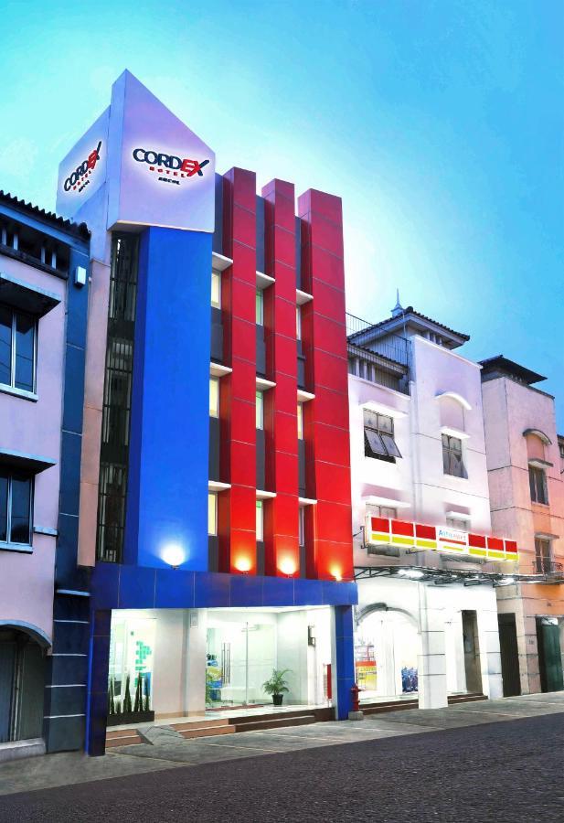 Cordex Hotel Ancol Giacarta Esterno foto