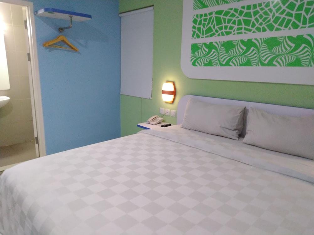 Cordex Hotel Ancol Giacarta Esterno foto